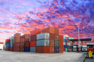 Um knapp 8% soll die Menge der verschifften Container laut Studien jährlich zulegen.